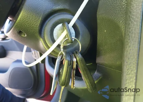 2010 Nissan Versa 1.8S z USA, uszkodzony, nr VIN 3N1BC1CPXAL452088